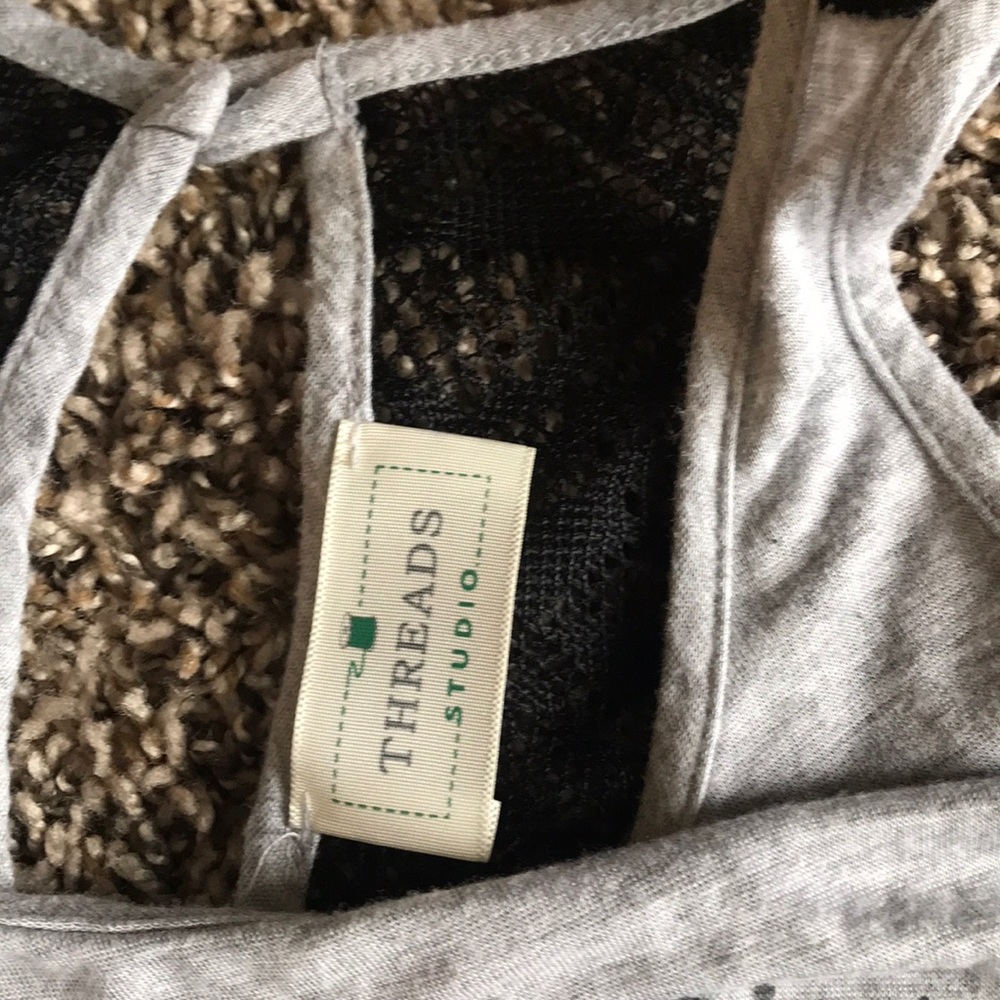 Threads studio tank - Picture 2 of 4